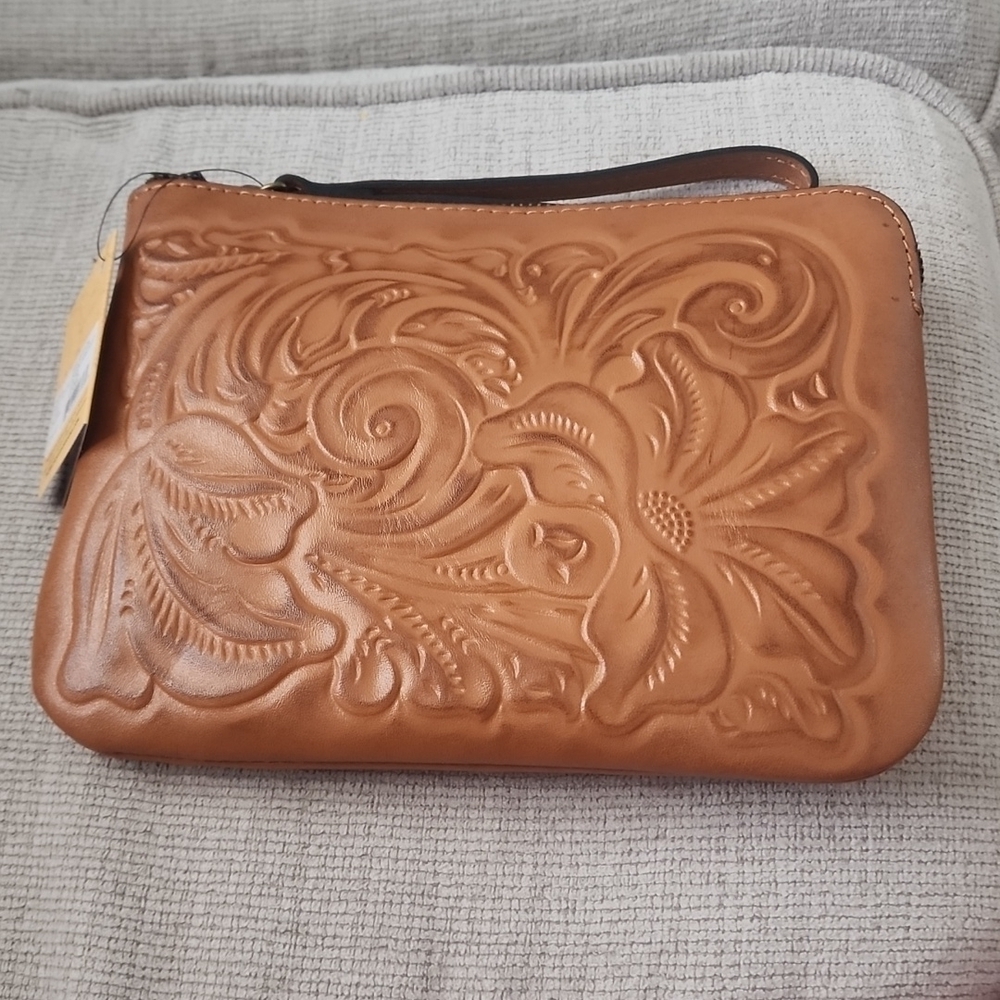 Patricia Nash Cassini wristlet
